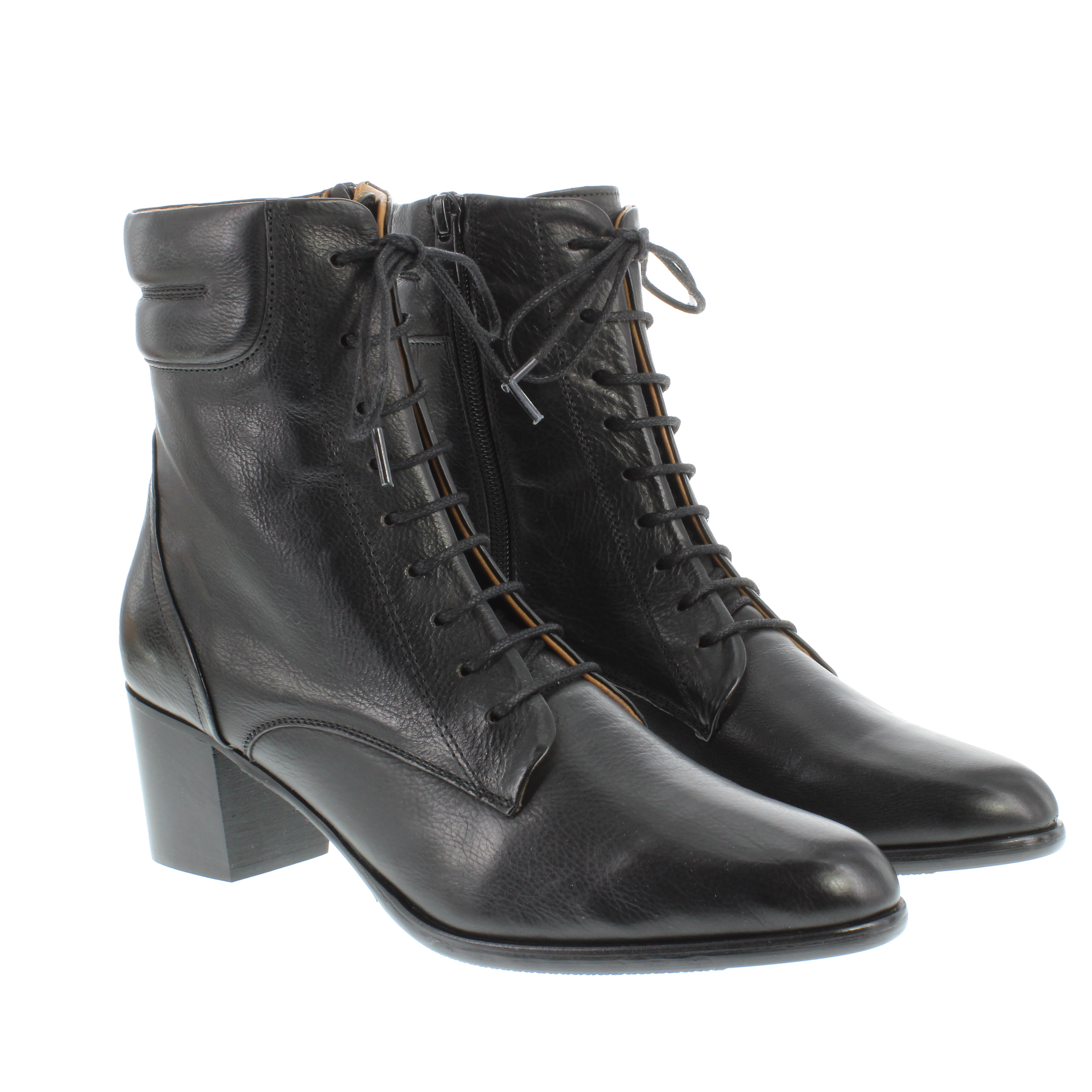 KARA - elegante Schnürstiefel